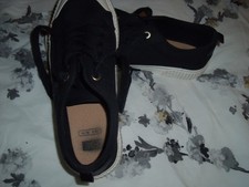 Black canvas lace-up