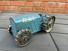 Triang Minic RAF Tractor -