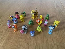 Small Dora Explorer figurines