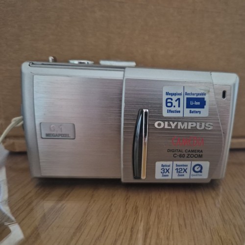 Olympus camedia zoom 1mp - camedia,