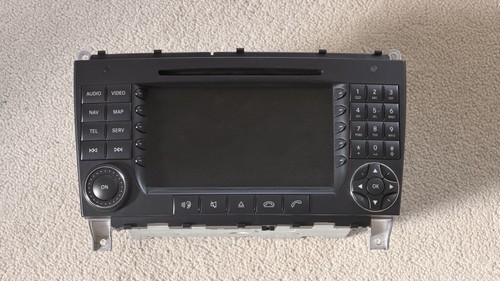 Mercedes clk radio sat nav - mercedes,