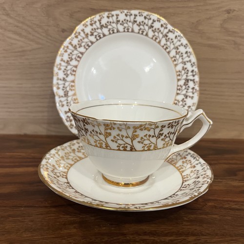 Vintage gladstone china trio - gladstone,