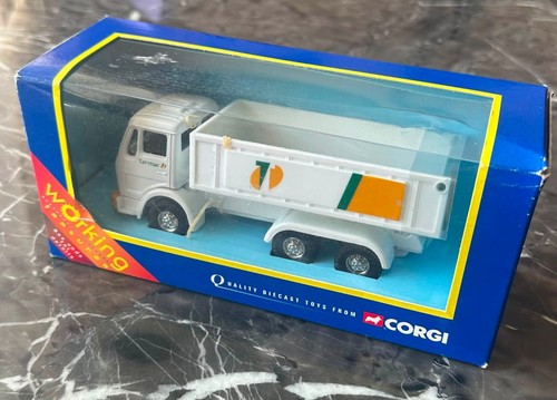 Corgi 66801 mercedes tipper - mercedes,