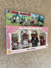 BRAND NEW Sylvanian Forest Families wedding set Bear Simba Baerenwald Calico