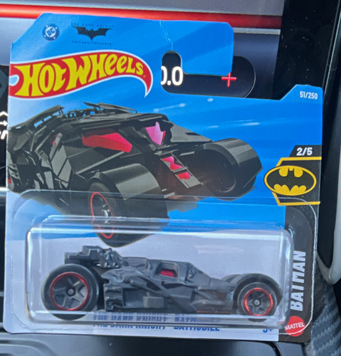 Hot wheels batman - batman, batmobile
