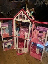 California Barbie Dreamhouse Collection