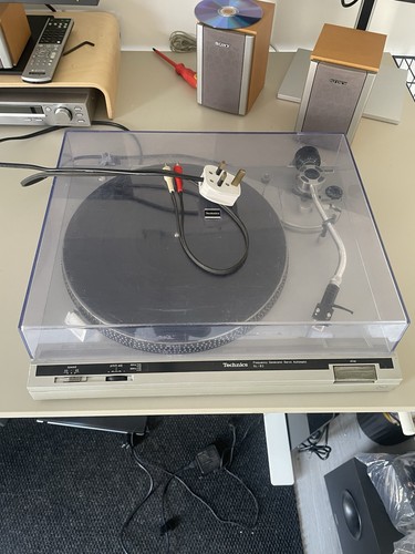 Technics turntable 1980s - technics,