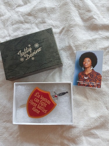Tatty devine woman can - 'no,