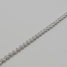 18ct White Gold Diamond Tennis Bracelet – 7.5" – 10g – 4mm – Approx 0.50ct18ct