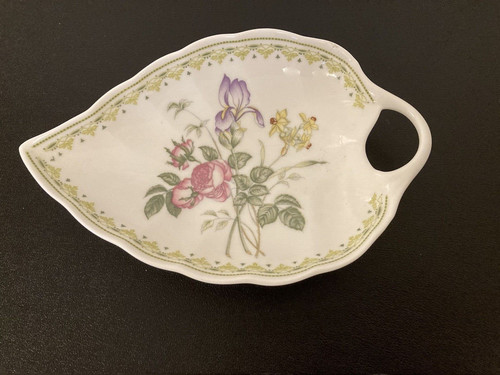 Vintage royal doulton camilla - vintage,