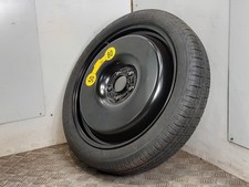 2024 VOLVO XC40 18 Inch Space