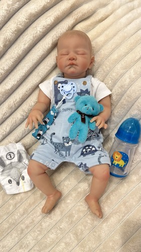 New lifelike sleeping newborn - lifelike,