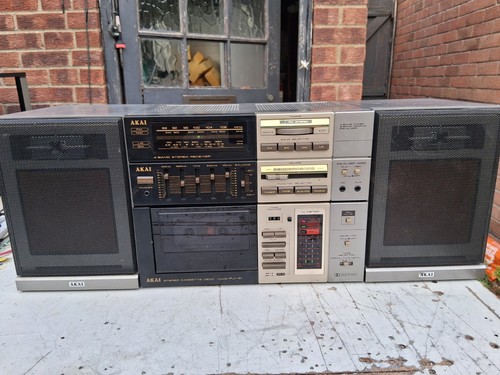 Akai boombox stereo - boombox,