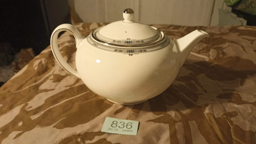 Vintage wedgwood teapot - wedgwood,