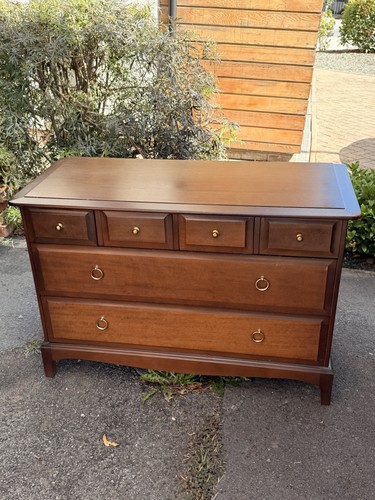 Stag minstrel chest drawers - of,