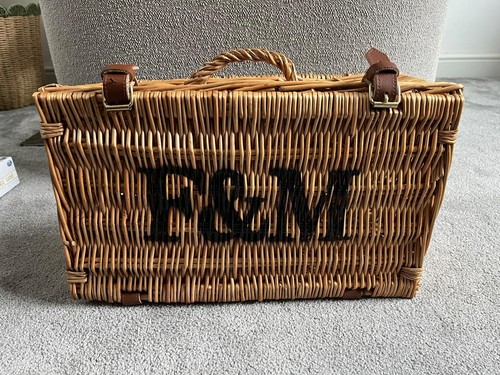 Fortnum mason m - fortnum, wicker