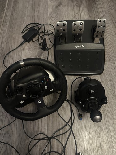 Logitech g920 racing sim - logitech,