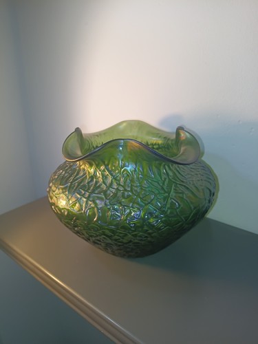 Loetz design moulded green - loetz,