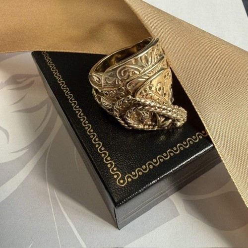 9ct gold saddle ring - 9ct,