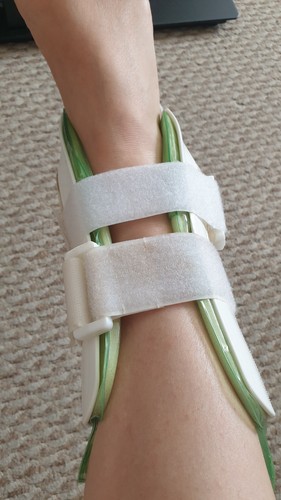 Air aircast stirrup - /,