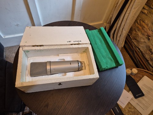 Neumann u87 large diaphragm - u87,