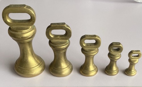 Set vintage brass scale - of,