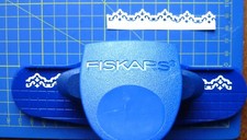 Craft Punch. FISKARS  Border Punch. Easy Follow and Punch.