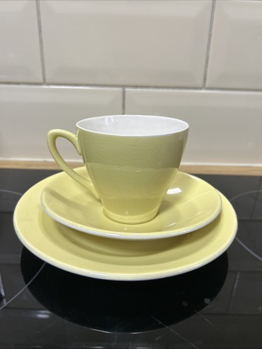 Retro vintage beautiful - retro, yellow