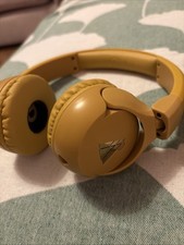 Pogs Gecko Wireless Bluetooth Headphones for Kids Yellow