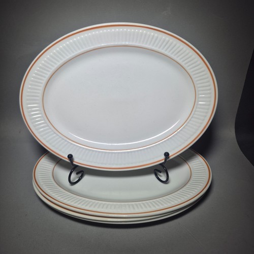 Wedgwood insignia oval - 4x, insignia-82