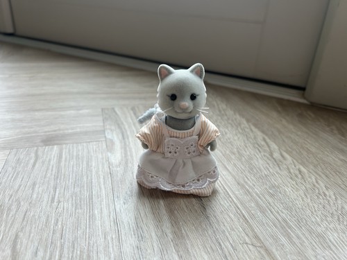 Sylvanian families hotel chef - sylvanian,
