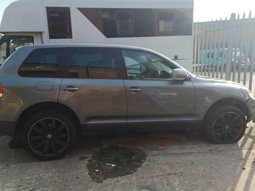Volkswagen touareg breaking - touareg,