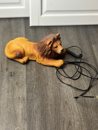Vintage novelty lion - lion, phone