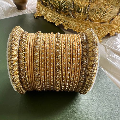 Gold tone slip bangle - tone,