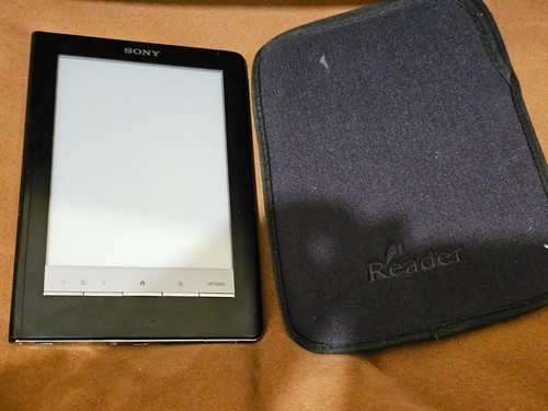 Sony prs 600 digital reader - sony,