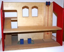 Haba Wooden Play Parking Garage with Vehicle Lift, Used, 50x40x40 cm