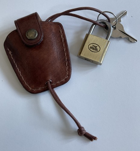 The bridge leather brass - leather,