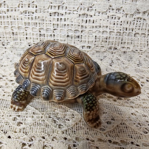 Wade tortoise turtle - , small