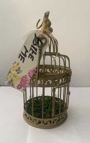 Vintage style gold tone - vintage, metal