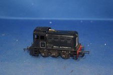 Hornby R253 Dock Authority Diesel Shunter No 5 (Working ,No Box)
