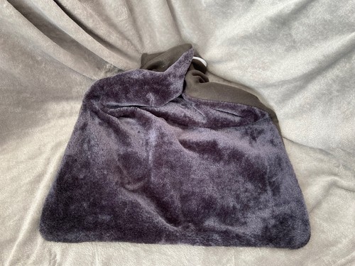 Soft fleece radiator - fleece, hanging
