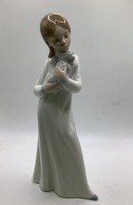 Nao Figurine Girl With