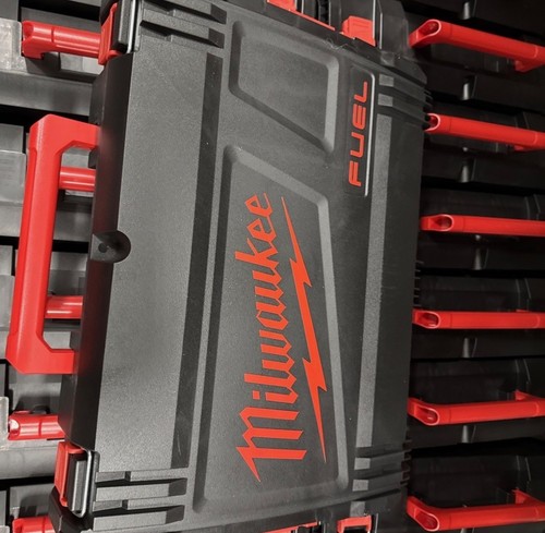 Milwaukee dynacase heavy duty - milwaukee,