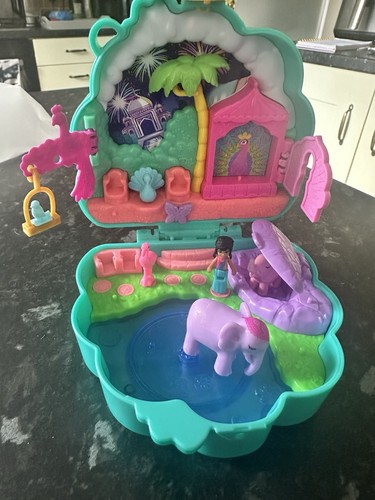 Polly pocket dolls and playset - polly,