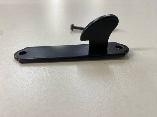 Black gate keeper retainer - gate,