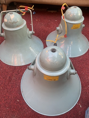 Outside horn speakers 3 - horn,