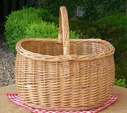 Vintage wicker shopping basket