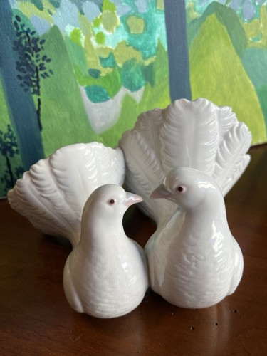 Lladro couple doves kissing - of,