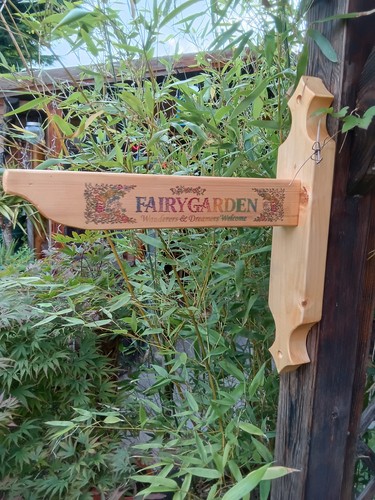 Wooden welcome garden - wooden, hanging