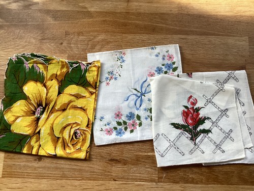 Vintage ladies hankies - 4,